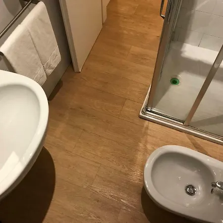Cheap & Chic 1 Venice Apartment Mestre